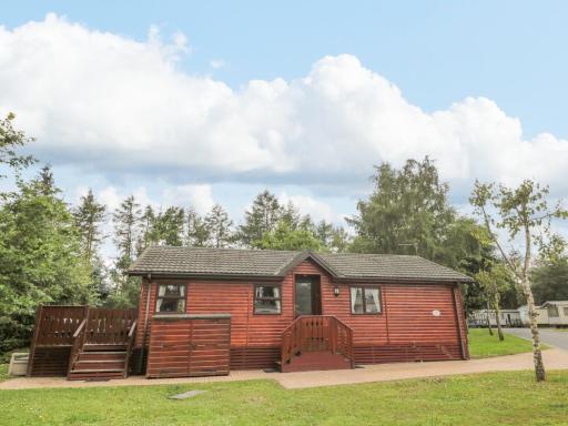 4 The Oaks - Housity