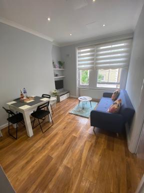 Stunning 2 bed flat in Ladbroke Grove - Housity