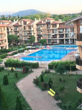 Студио Приятели - Hizvo
