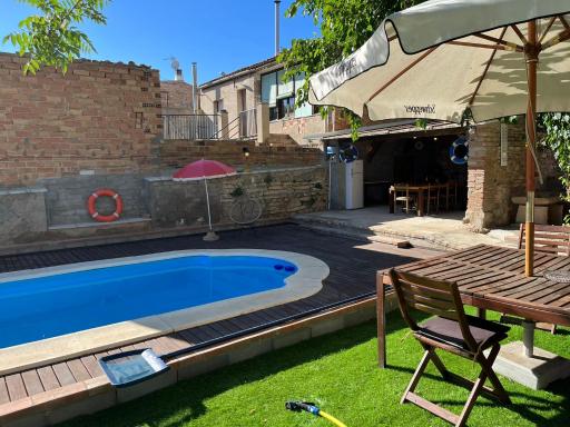 Casa amb piscina - Housity