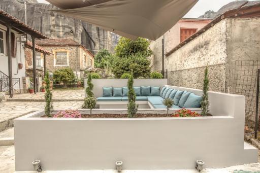 Avli Luxurious House - Housity