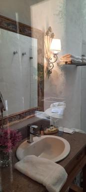 Candelaria House Boutique - Housity