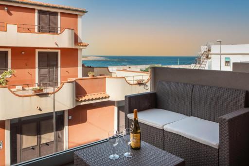 Imama' apartament vista mare - Housity