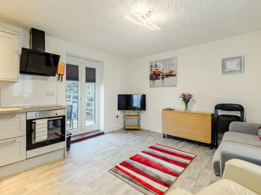 Bell Water Holiday Cottages - Housity
