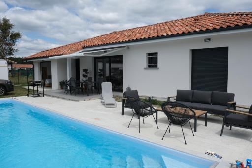 Maison meublé de tourisme avec piscine - Les Bruyères - proche océan - Housity