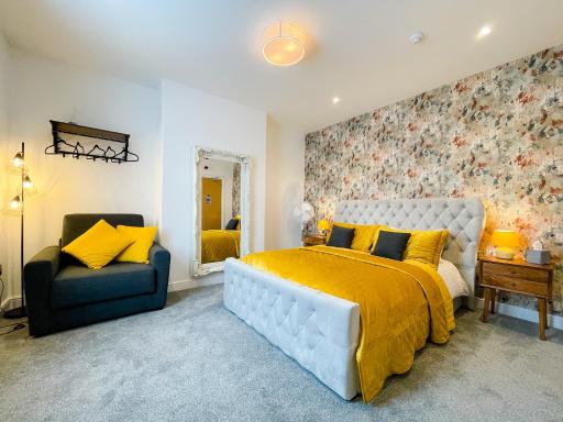 46 Ashfield Rd, Altrincham - Housity