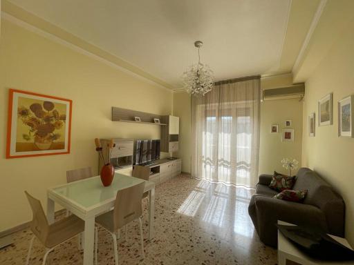 Tra il nero e il blu - appartamento - Housity