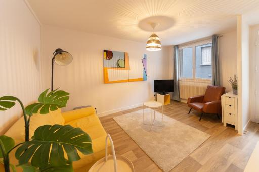 Votre Maison Loin de Chez Vous - Housity