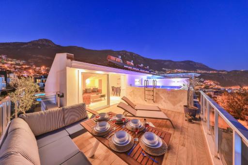 Olive View Penthouse - Hizvo