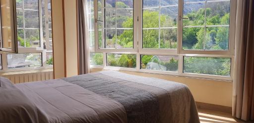 Hotel Naranjo De Bulnes - Housity