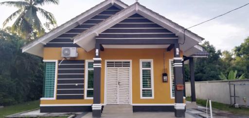 Mok Moon Homestay Nearby Beach Pantai Kelulut - Marang - Housity