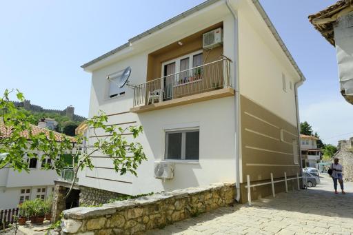 Apartments Surban - Housity