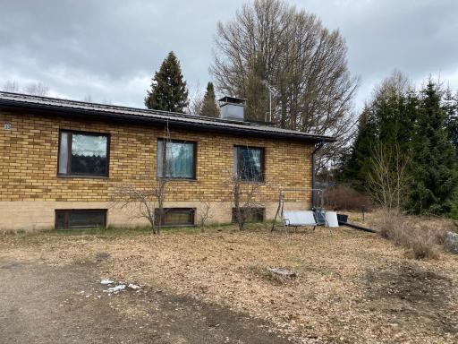 Home with private garden near golf, beach, fishing - Housity