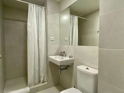 Figaro Suites - Housity