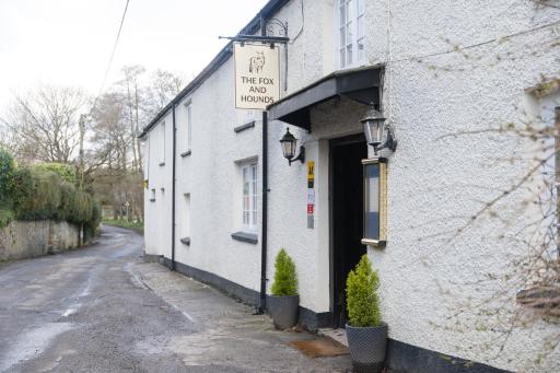 Fox And Hounds Llancarfan - Housity