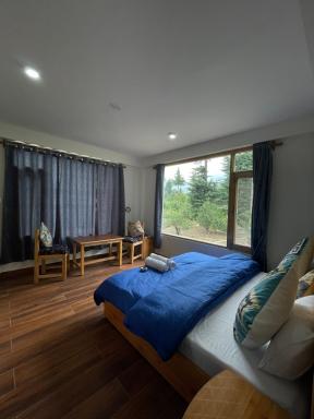 The Doors Inn - Housity