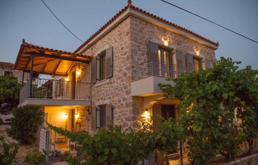 Fotini's House - Housity