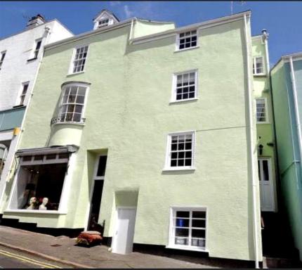 Hamilton House - Housity