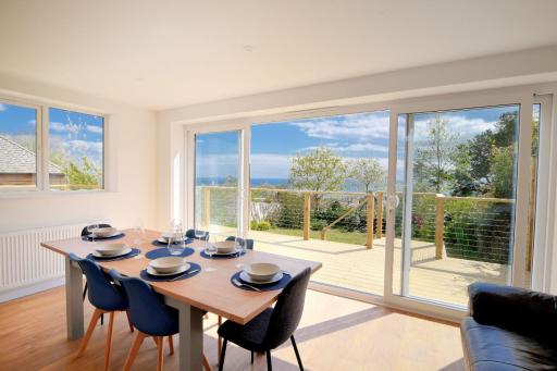 Lottys Lookout - Housity