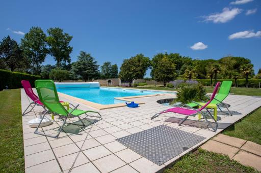 Villa avec piscine proche Royan - Housity