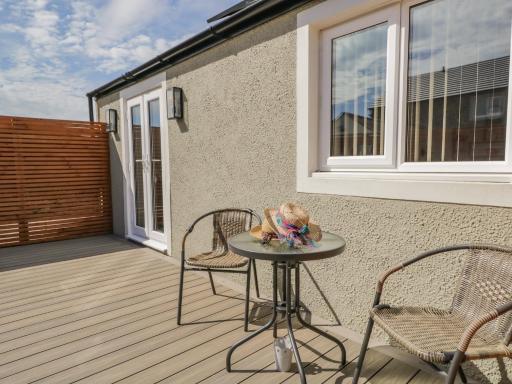 Coastal Cottage - Housity