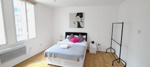 Spacious 3 Bed Flat near Liverpool street, Spitalfields - Housity
