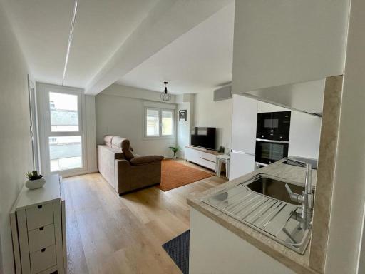 Precioso y acogedor apto. en Noia. Recién renovado - Housity