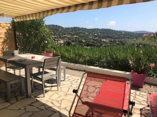 Holiday Home in La Croix-Valmer - Housity
