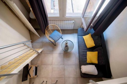 Nice Duplex Studio Ideal For Couple In Lyon! - Housity