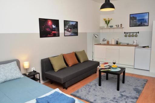 TIKE, TAK - Central Studio - Housity