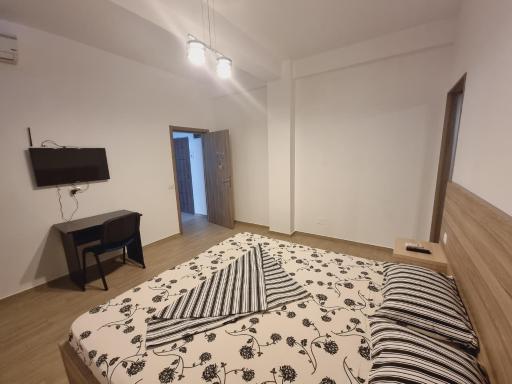 Lucica House - Housity