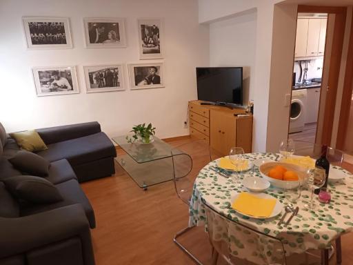 Apartment Plaza Castilla - Housity