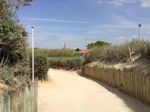 Maison charmante a Sainte Marie de Re avec terrasse - Housity
