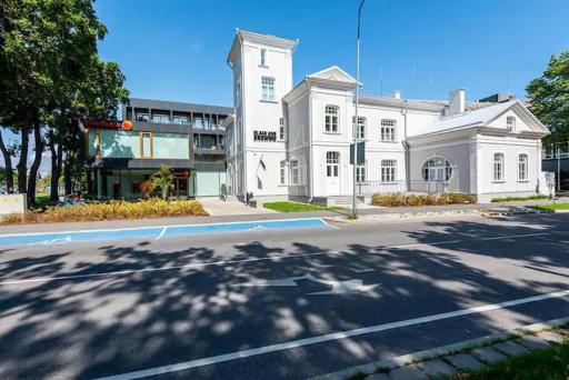 UUS Luksuslik korter villas,konditsioneer! Tasuta parkimine maja aluses kinnises parklas! - Housity