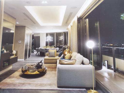 Parliament House - Luxury Penthouse - Housity