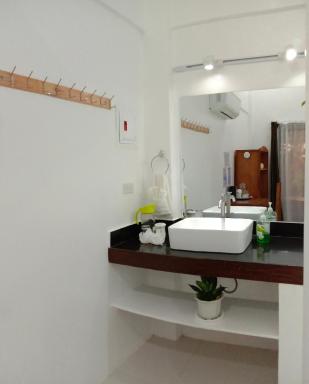 Corong Beach Resort - Housity