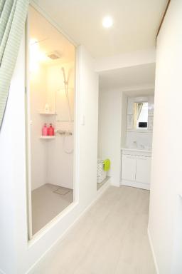 Triangle - Housity