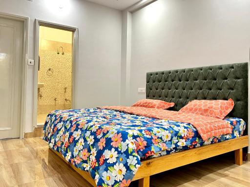 Woodsville - Housity