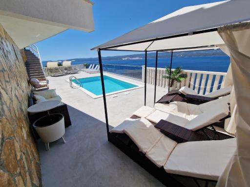 Luxury Panorama villa, for 21 person in Omis - Housity