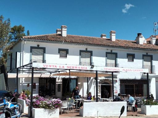 HOSTAL MONCADA - Housity