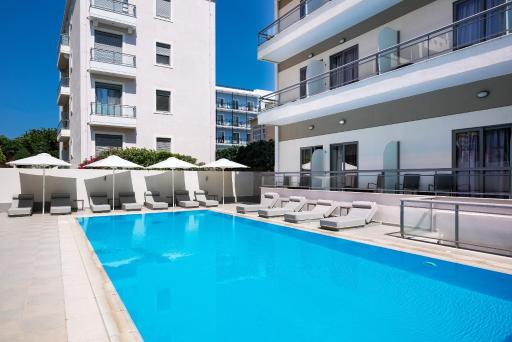 Angela Downtown Hotel - Hizvo