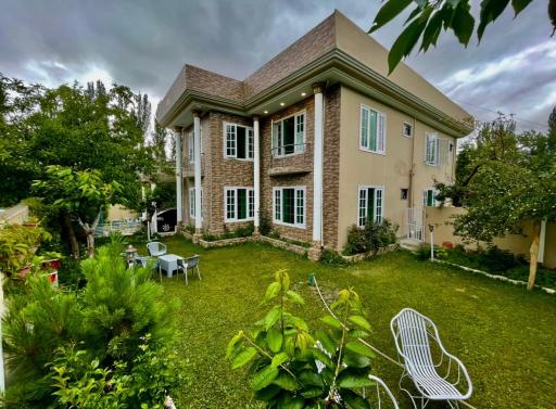 Executive Guest House - Housity