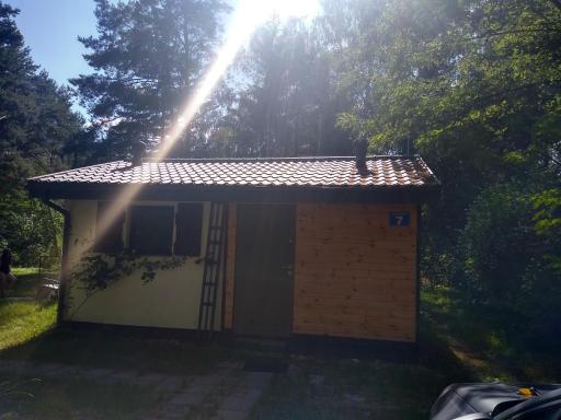 Murowany domek letniskowy na działce 1000m2 - Housity