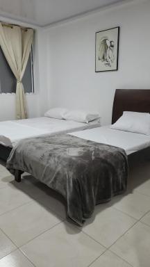 Edificio Tony - Alojamiento Aparta-Hotel - Housity