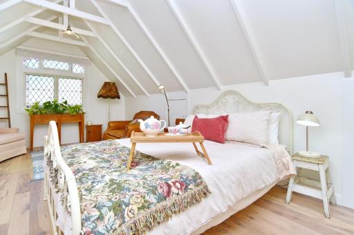 Louisa Chandler - Christchurch Holiday Homes - Housity