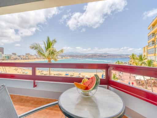 Beachfront corner By CanariasGetaway - Housity