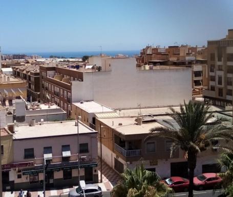 GRAN APARTAMENTO FAMILIAR - Housity