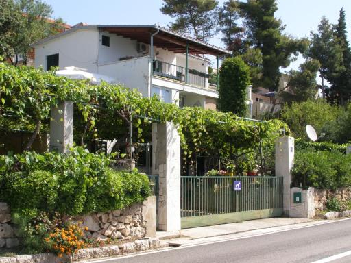 Apartment Zeljka - Housity