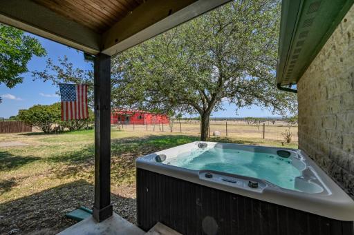 Charming Country Home with Hot Tub & Fire Pit! - Housity