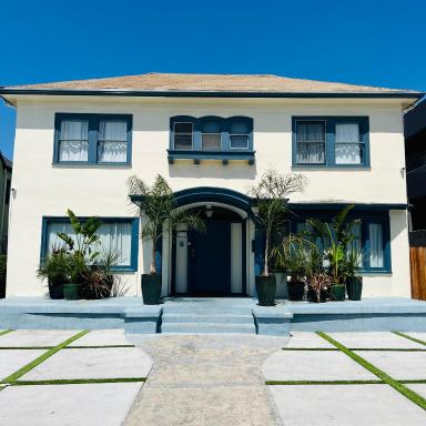 The Wilshire Metro - Housity